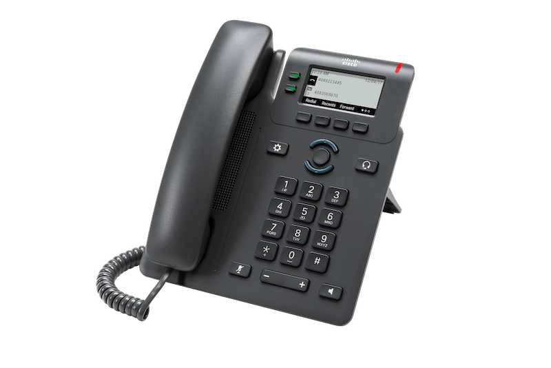 Das Cisco 6821 IP-Telefon vor wei&szlig;em Hintergrund